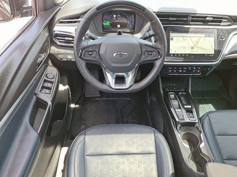 Certified 2023 Chevrolet Bolt EUV Premier w/ Sun & Sound Package FWD image 12