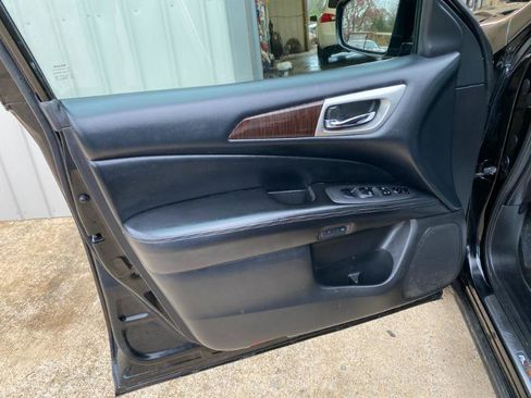 Used 2013 Nissan Pathfinder SL w/ SL Premium Pkg image 12