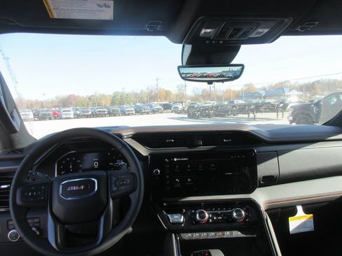 New 2026 GMC Sierra 1500 AT4 w/ AT4 Premium Package image 17