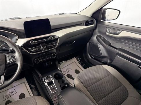 Used 2022 Ford Escape SE image 22