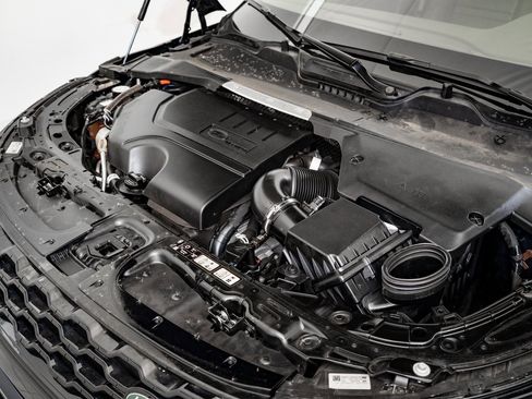 Used 2023 Land Rover Range Rover Evoque R-Dynamic SE image 33