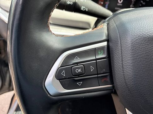 Used 2022 Jeep Compass Limited AWD/4WD image 13