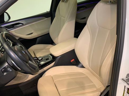 Used 2023 BMW X4 xDrive30i w/ M Sport Package image 17