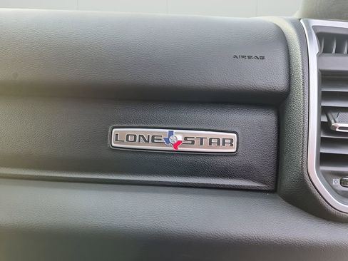 Used 2019 RAM 1500 Big Horn image 15