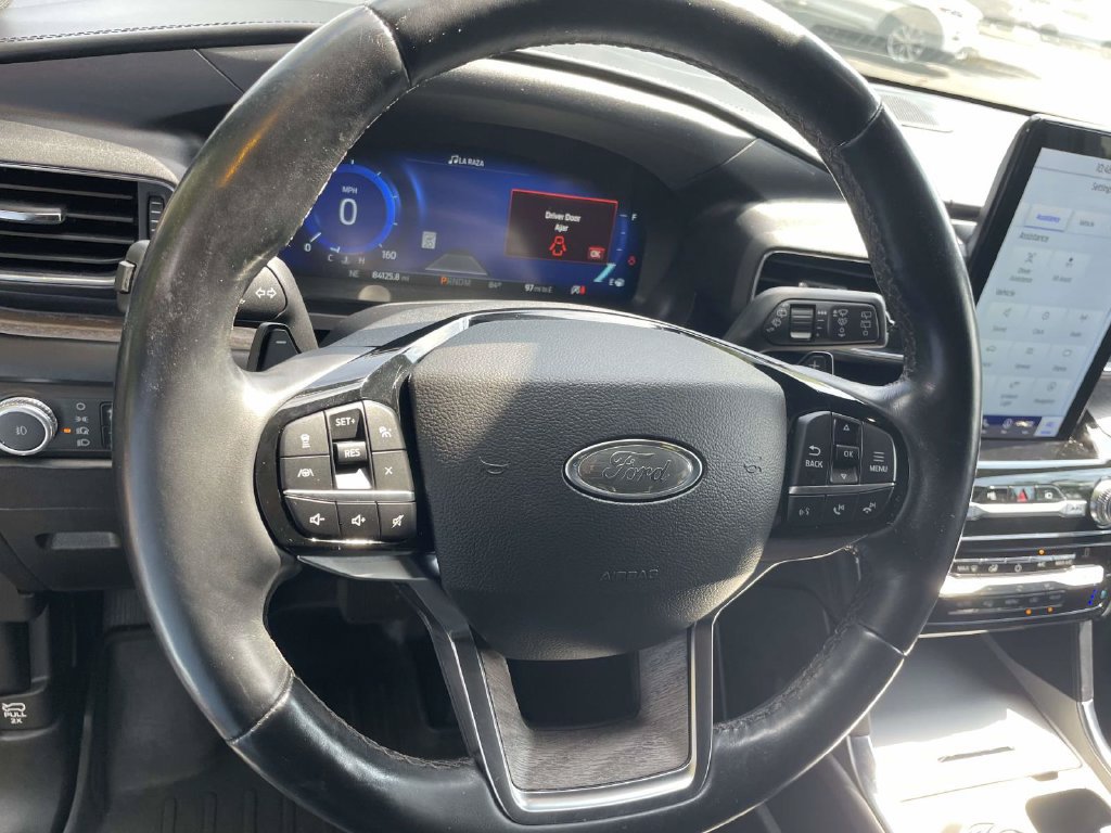 Used 2021 Ford Explorer Platinum w/ Premium Technology Package RWD image 15