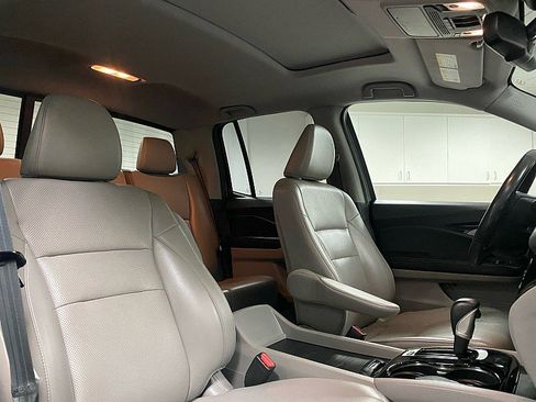 Used 2017 Honda Ridgeline RTL-E image 12