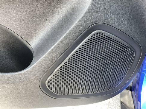 New 2025 Hyundai Venue Limited image 22