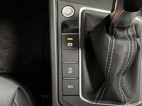 New 2026 Volkswagen Jetta SE FWD image 39