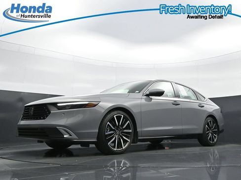 Used 2024 Honda Accord Touring image 30