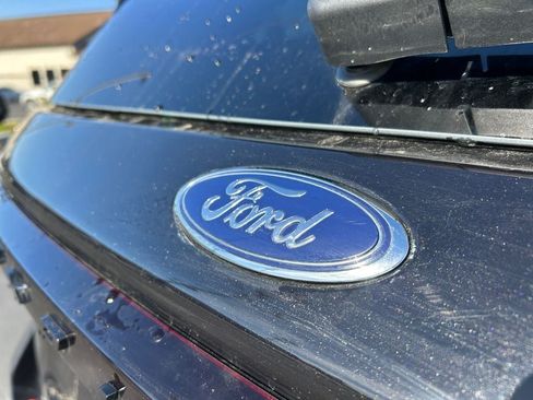 Used 2025 Ford Explorer ST AWD/4WD image 32