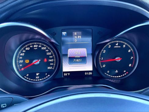 Used 2018 Mercedes-Benz GLC 300 image 25