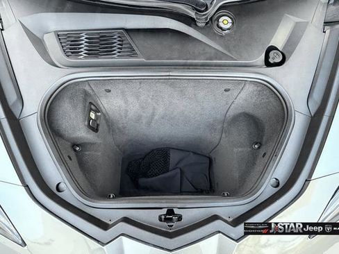 Used 2023 Chevrolet Corvette Stingray Premium Conv w/ Z51 Performance Package image 22