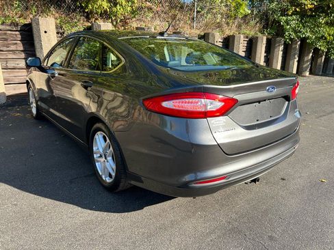 Used 2015 Ford Fusion SE w/ Equipment Group 202A image 23