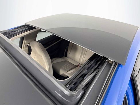 Used 2025 Porsche Panamera image 22