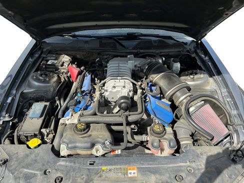 Used 2011 Ford Mustang Shelby GT500 w/ Electronics Pkg RWD image 17