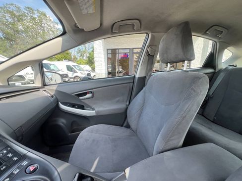 Used 2010 Toyota Prius Two FWD image 15