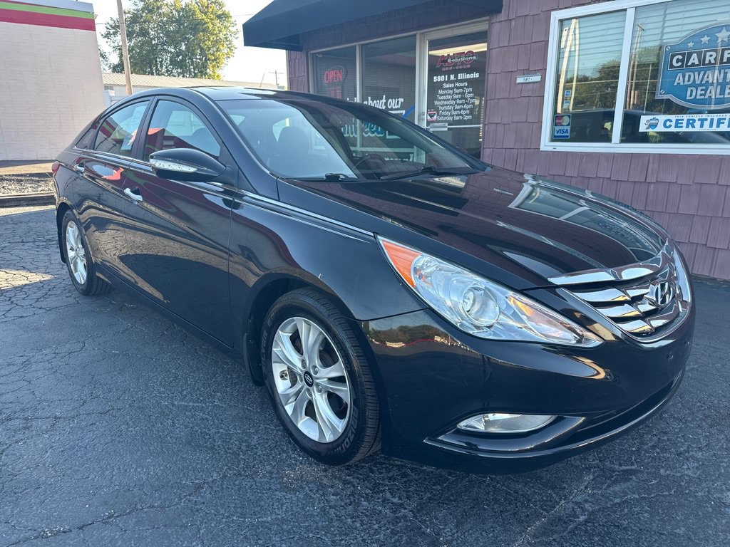 Used 2013 Hyundai Sonata Limited FWD image 1