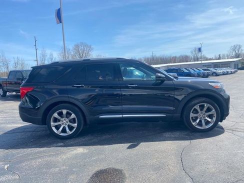 Used 2020 Ford Explorer Platinum image 12