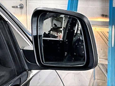 Used 2021 Jeep Grand Cherokee Limited image 23