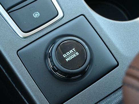 New 2025 Ford Bronco Sport Outer Banks image 95