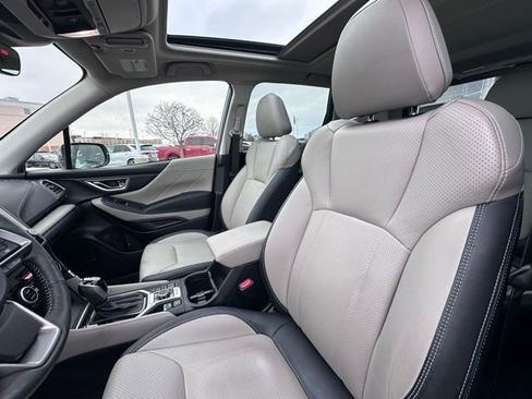 Used 2022 Subaru Forester Limited image 22