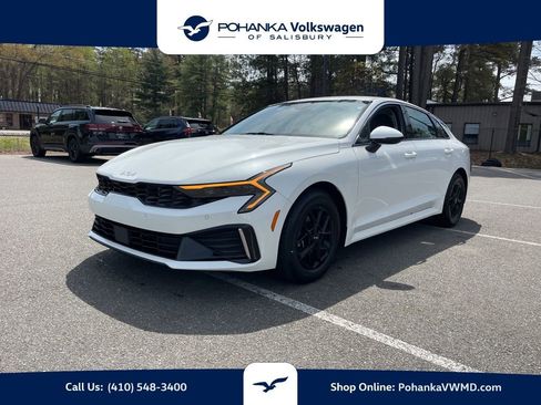 Used 2025 Kia K5 LXS FWD image 1