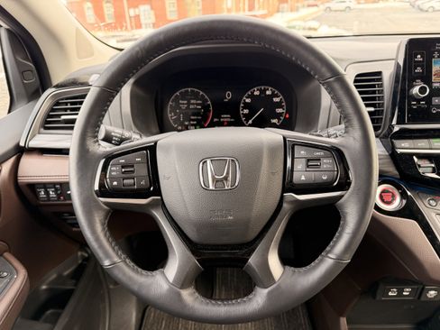 Certified 2025 Honda Odyssey Elite image 17