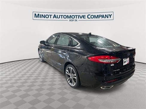 Used 2020 Ford Fusion Titanium image 6