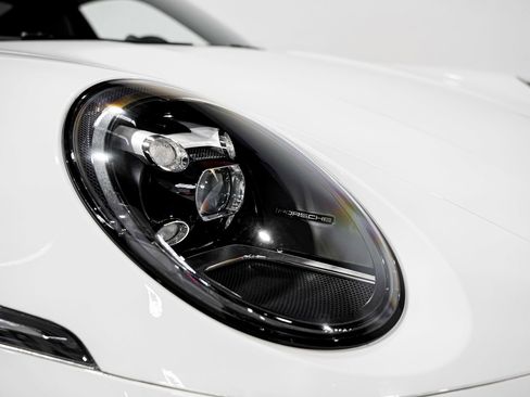 Used 2021 Porsche 911 Carrera S RWD image 43