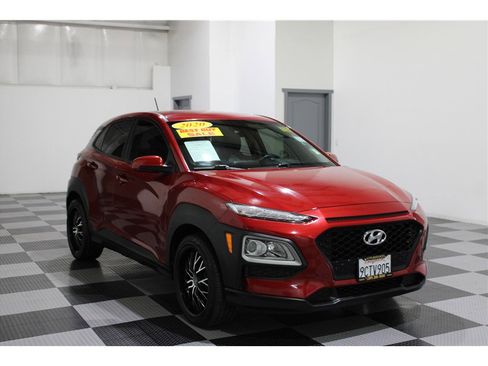 Used 2020 Hyundai Kona SE image 3