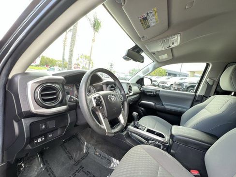 Used 2022 Toyota Tacoma SR5 image 10