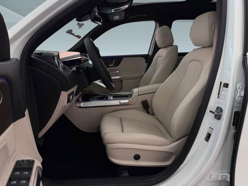 New 2026 Mercedes-Benz GLB 250 image 5