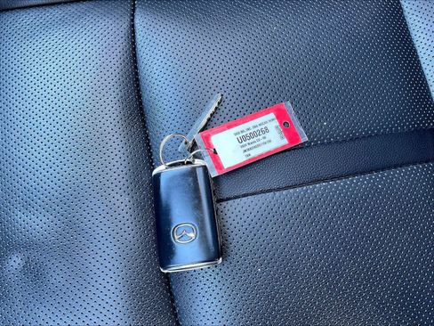 Used 2024 MAZDA CX-90 3.3 Turbo w/ Preferred Plus image 32