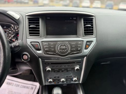 Used 2018 Nissan Pathfinder SL w/ SL Premium Package image 37