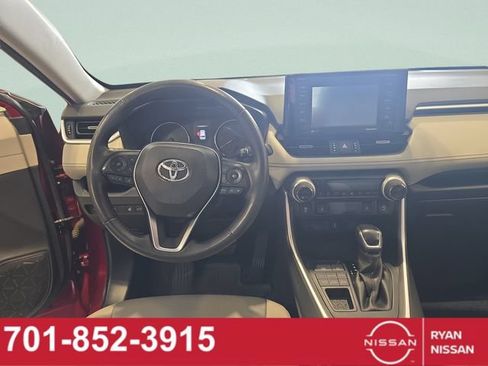 Used 2021 Toyota RAV4 XLE Premium AWD/4WD image 26