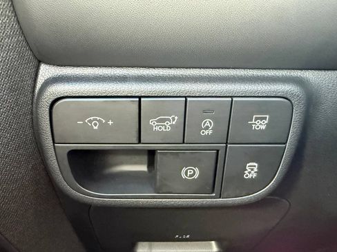 Certified 2026 Hyundai Palisade Calligraphy AWD/4WD image 32