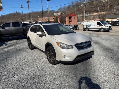 Used 2014 Subaru Crosstrek 2.0i Premium w/ Moonroof Package image 8