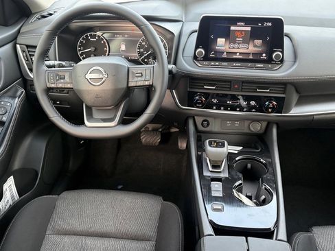 New 2026 Nissan Rogue SV image 9