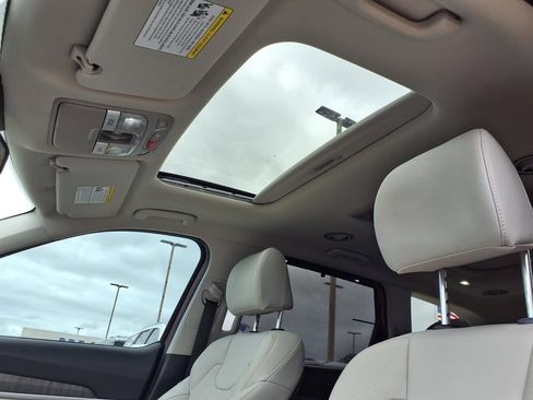 Used 2024 Kia Telluride SX AWD/4WD image 15