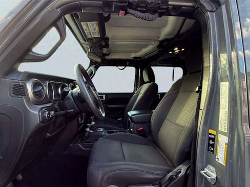 Used 2020 Jeep Wrangler Unlimited Sport image 13