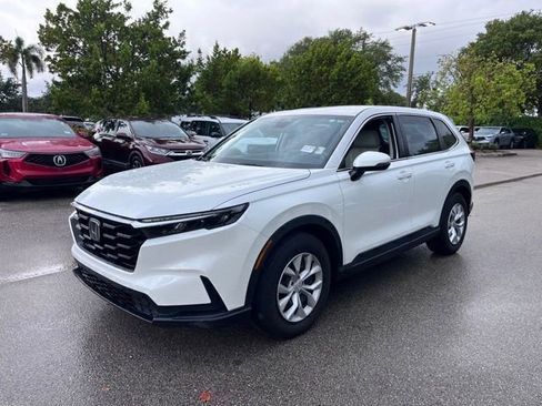 Used 2024 Honda CR-V LX image 3