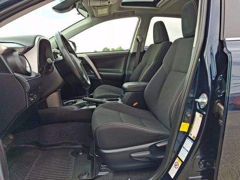 Used 2018 Toyota RAV4 XLE w/ Plus Extra Value Package AWD/4WD image 14