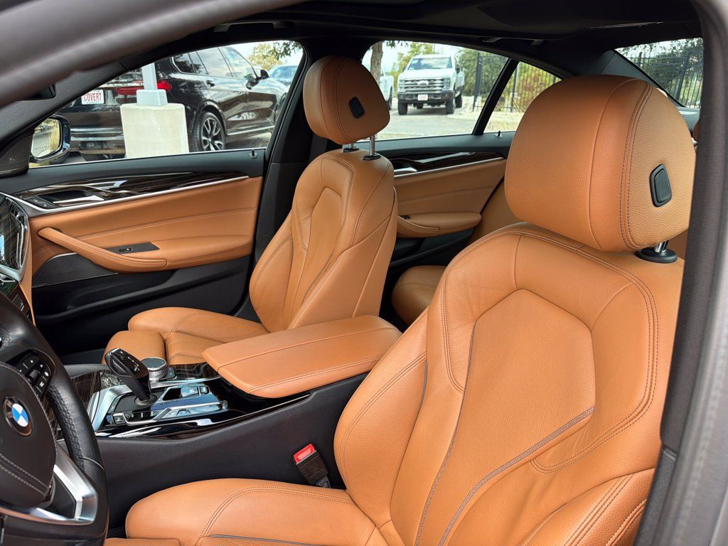 Used 2021 BMW 530i w/ Premium Package RWD image 18