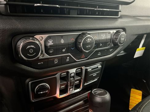 New 2026 Jeep Gladiator Sport image 13