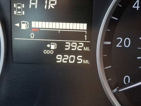 Used 2023 Nissan Versa S image 17