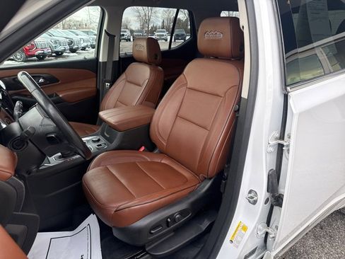 Used 2020 Chevrolet Traverse High Country image 14