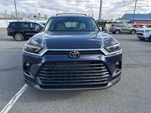 New 2026 Toyota Grand Highlander Limited image 8