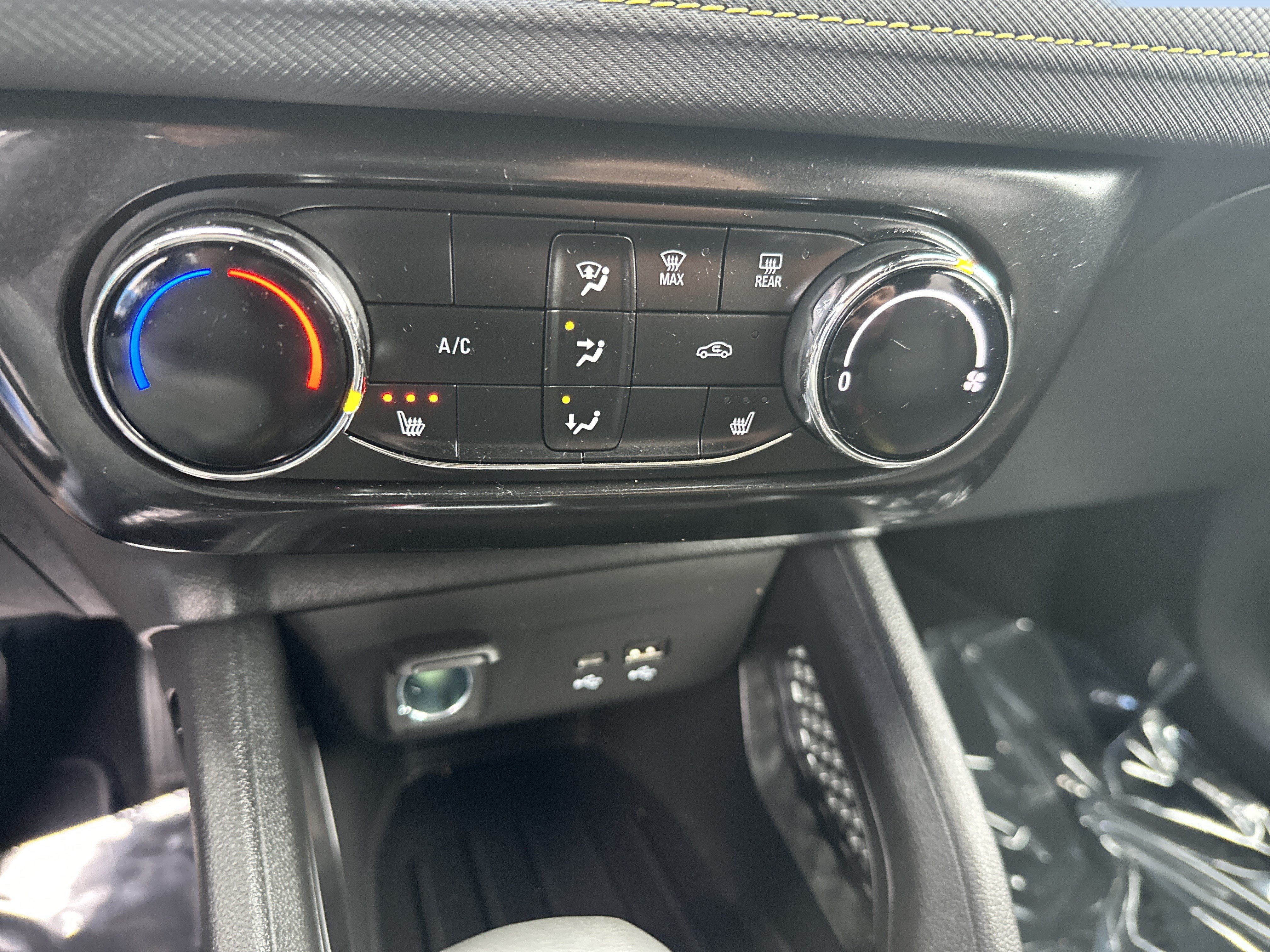 Certified 2024 Chevrolet TrailBlazer ACTIV w/ Driver Confidence Package AWD/4WD image 15