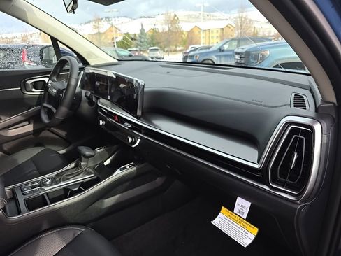 New 2026 Kia Sorento S AWD/4WD image 7