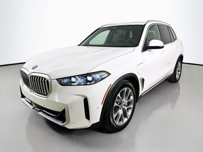 New 2026 BMW X5 xDrive50e w/ Premium Package